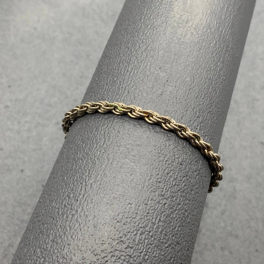 Silver Twisted Rope Bracelet Hook Closure Classic Chain
